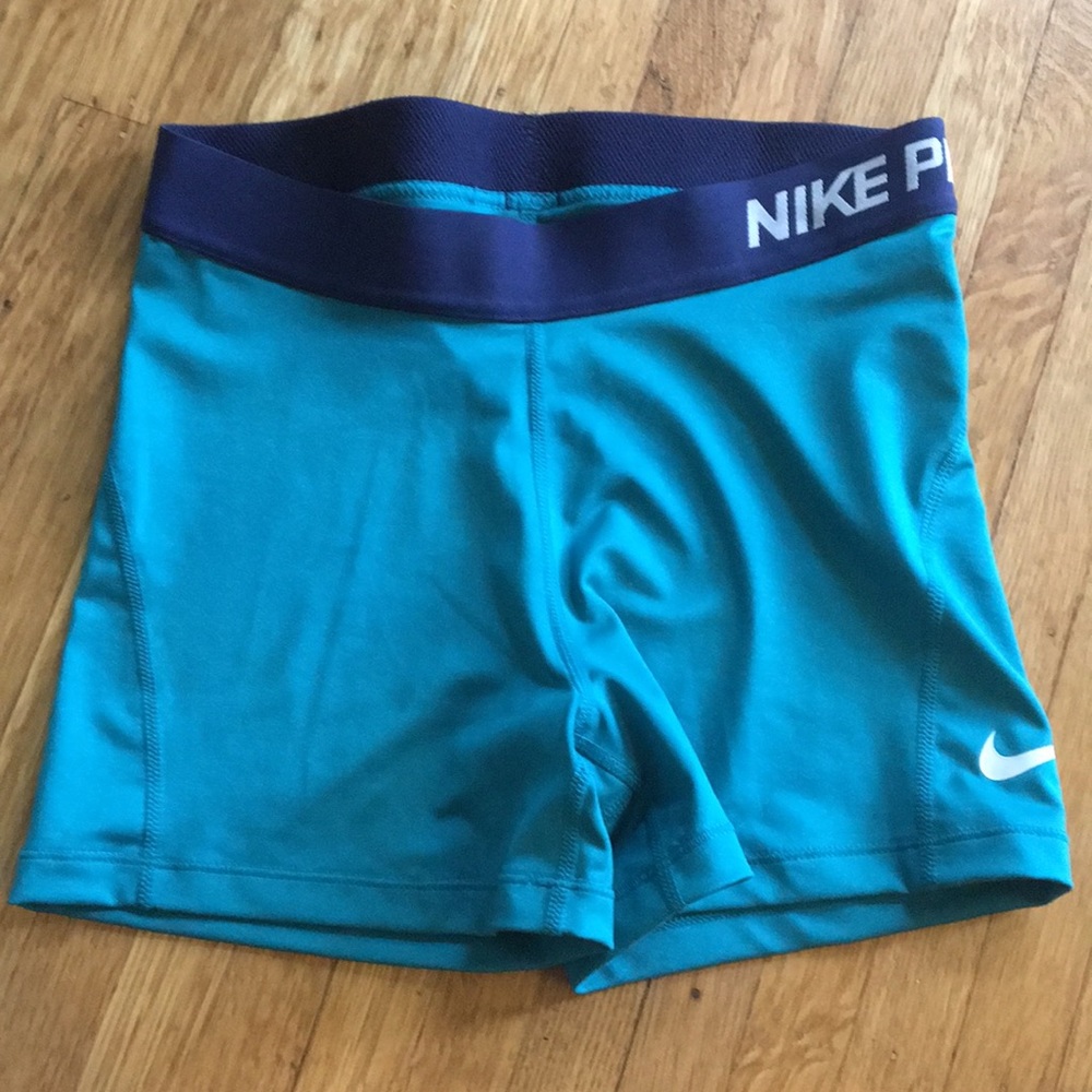 Nike Pro 3” Shorts - Picture 1 of 2